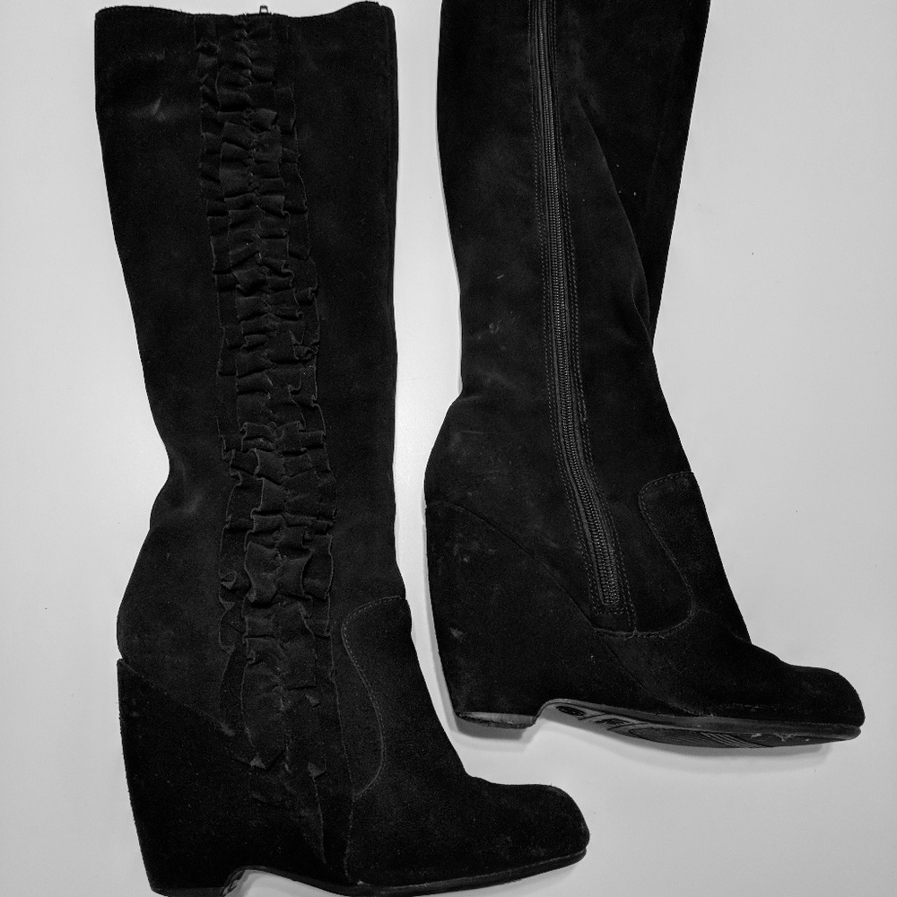 Black suede wedge boots